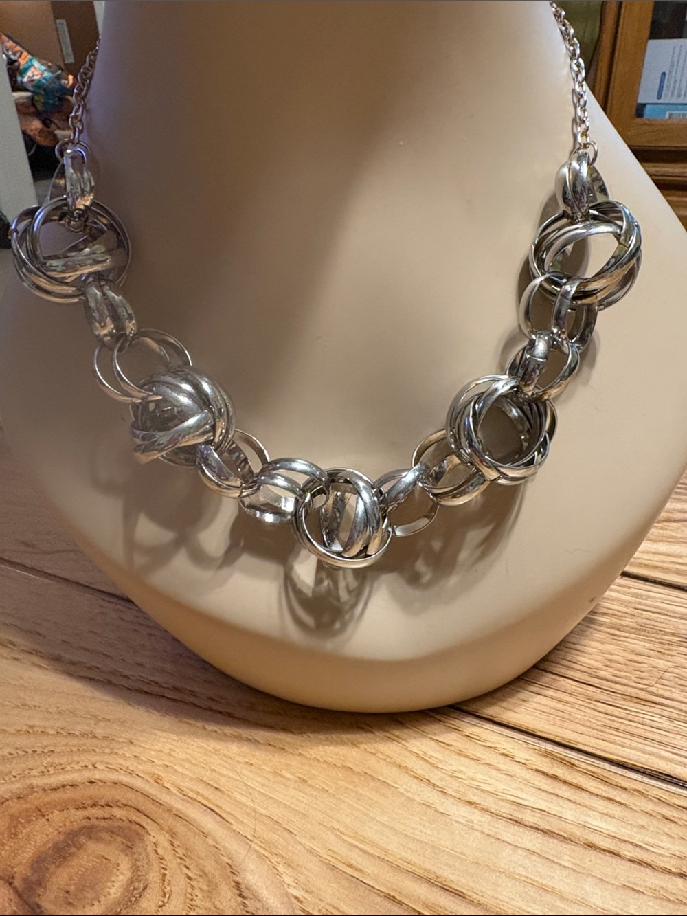 Silver Intertwine Linked Circle Statement Necklace - Women Jewelry